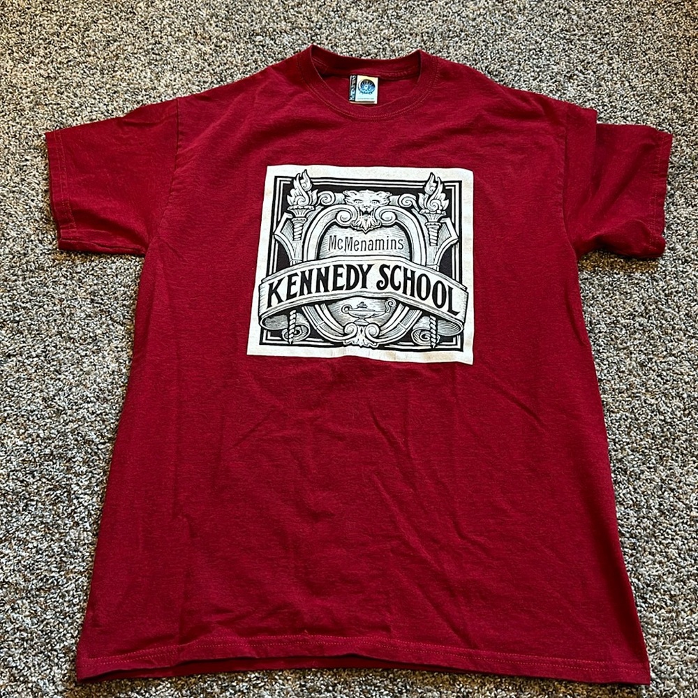 McMenamins Kennedy school T-shirt size Medium